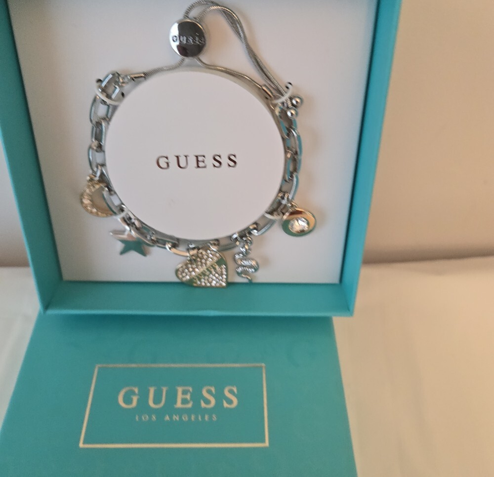 ✨ GUESS Silver Charm Bracelet – Adjustable - Picture 10 of 10